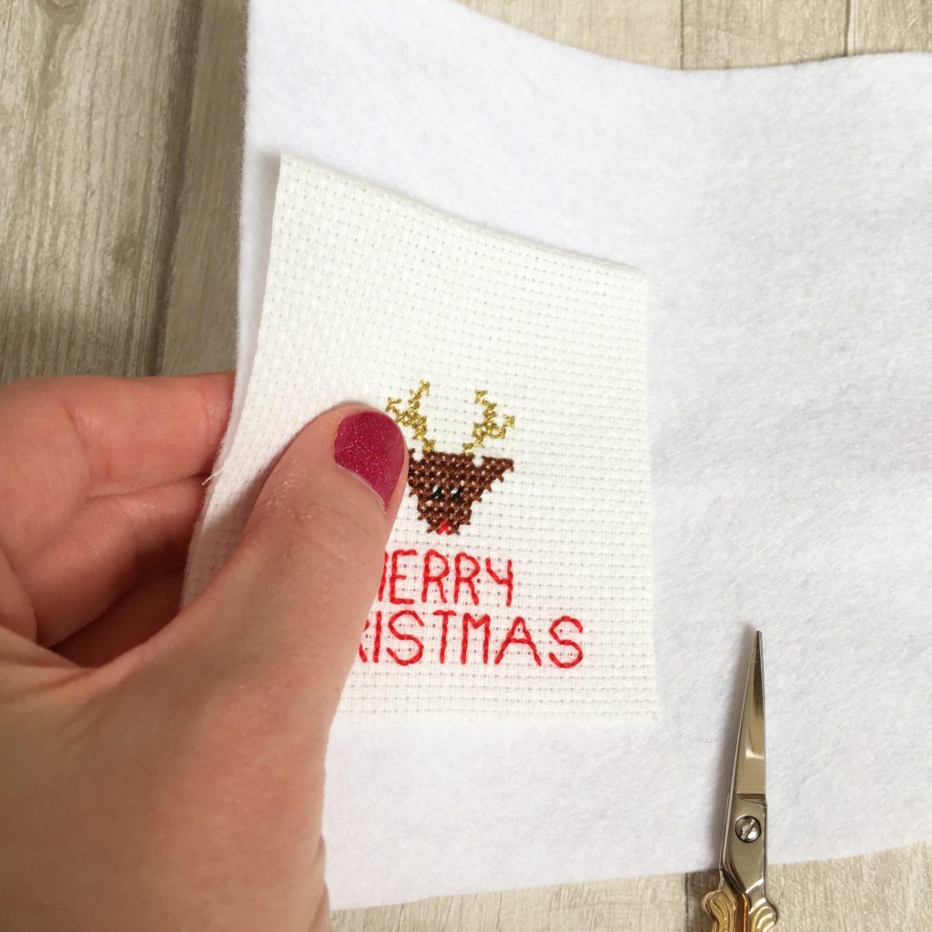 how-to-make-cross-stitch-christmas-cards-4